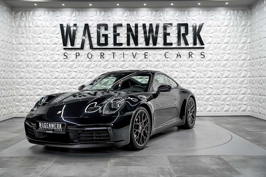 Porsche 992 Carrera 4S