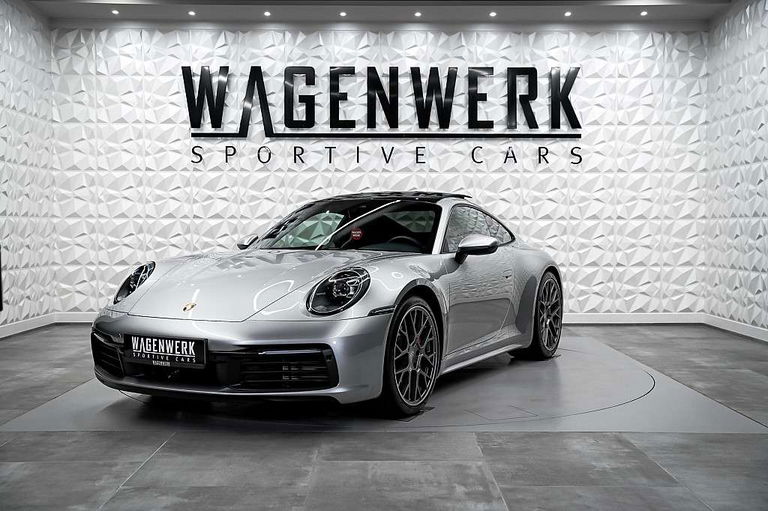 Porsche 992 Carrera 4S