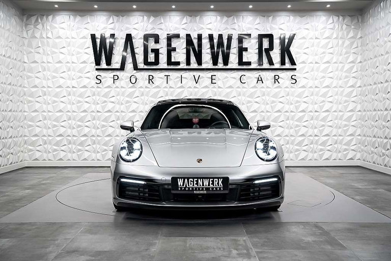 Porsche 992 Carrera 4S