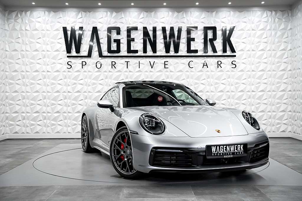 Porsche 992 Carrera 4S