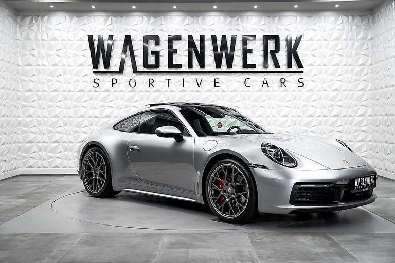Porsche 992 Carrera 4S
