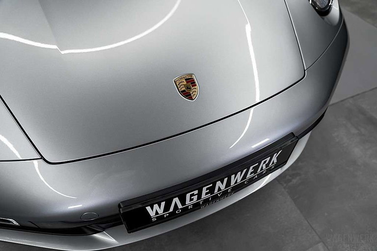 Porsche 992 Carrera 4S