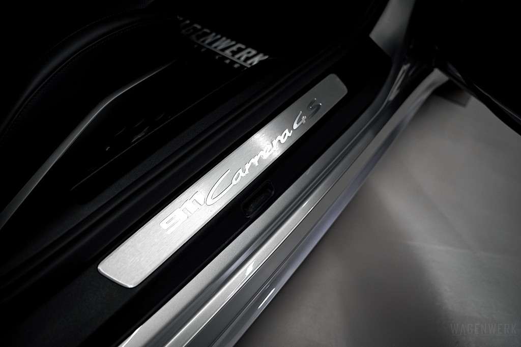 Porsche 992 Carrera 4S