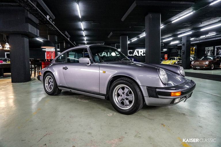 Porsche 911 Carrera 3.2