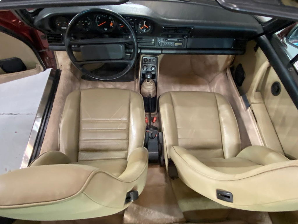 Porsche 911 Carrera 3.2 (US)