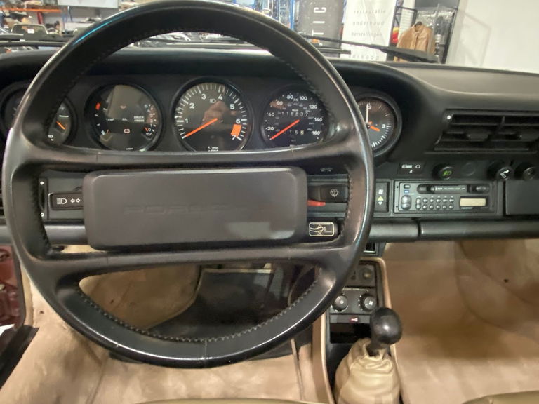 Porsche 911 Carrera 3.2 (US)