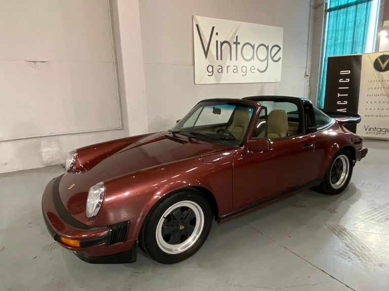 Porsche 911 Carrera 3.2 (US)
