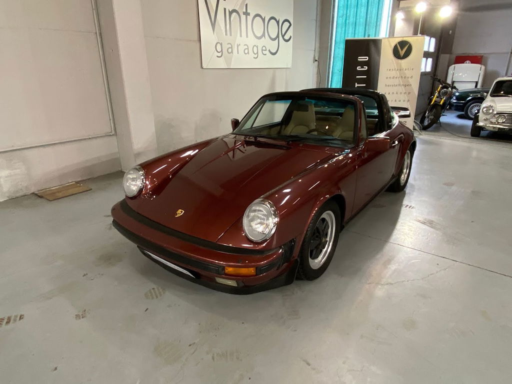 Porsche 911 Carrera 3.2 (US)
