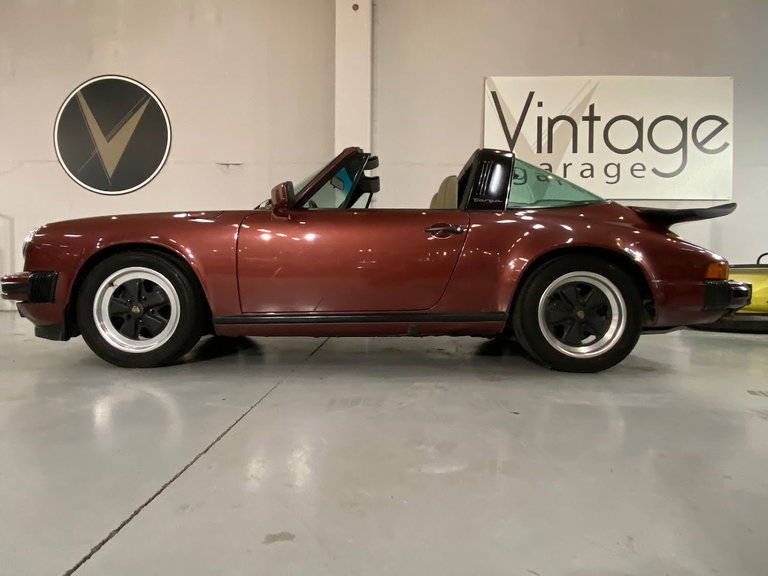 Porsche 911 Carrera 3.2 (US)