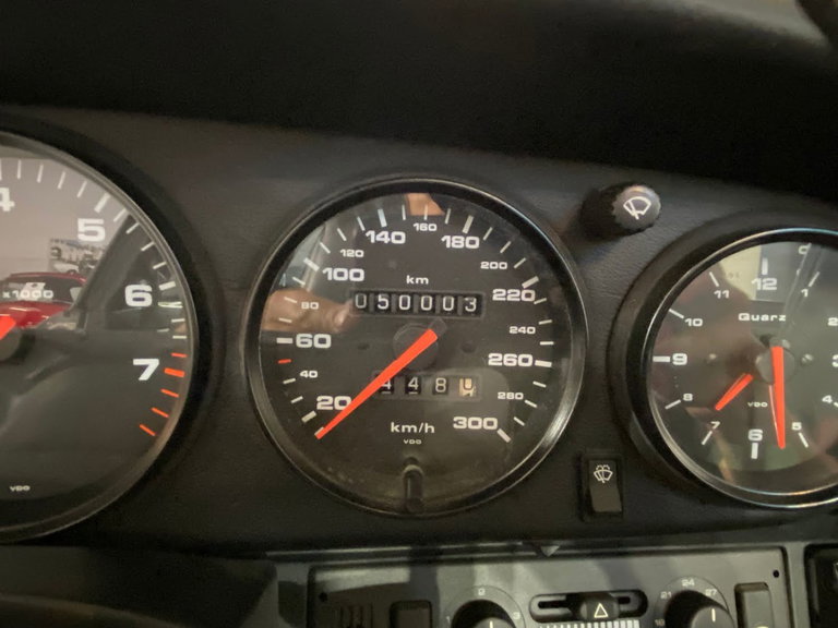 Porsche 964 Carrera 4