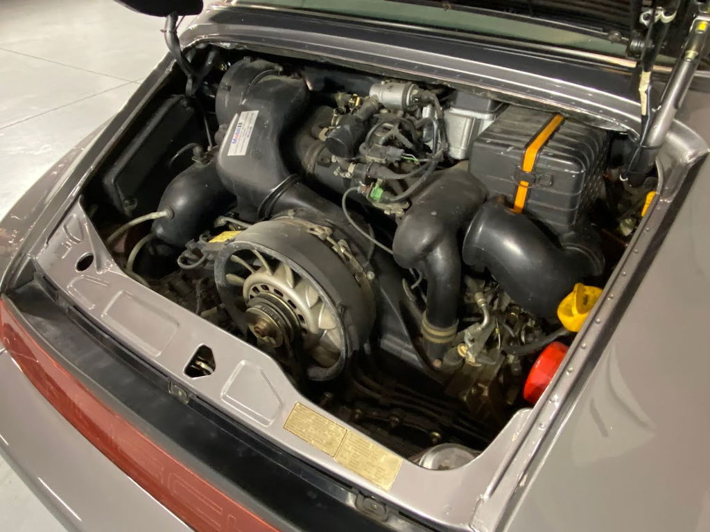 Porsche 964 Carrera 4