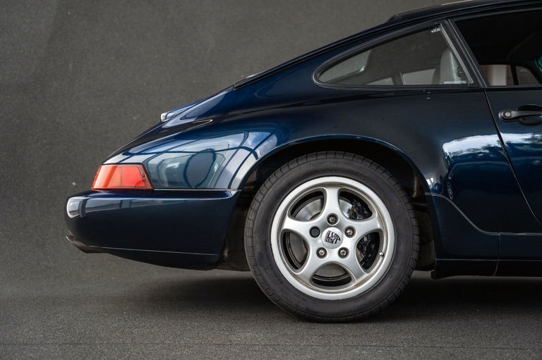 Porsche 964 Carrera 2