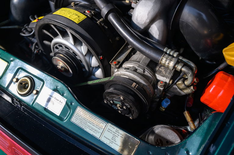 Porsche 964 Carrera 4