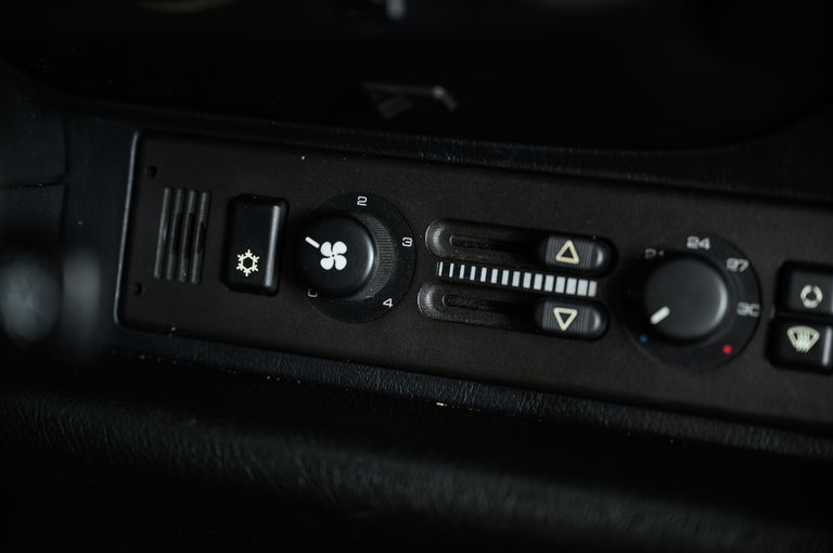 Porsche 964 Carrera 4