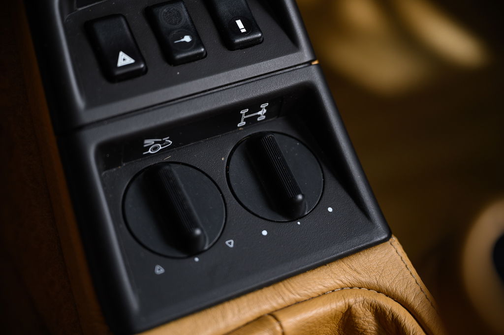 Porsche 964 Carrera 4