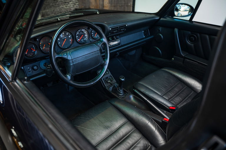 Porsche 964 Carrera 4