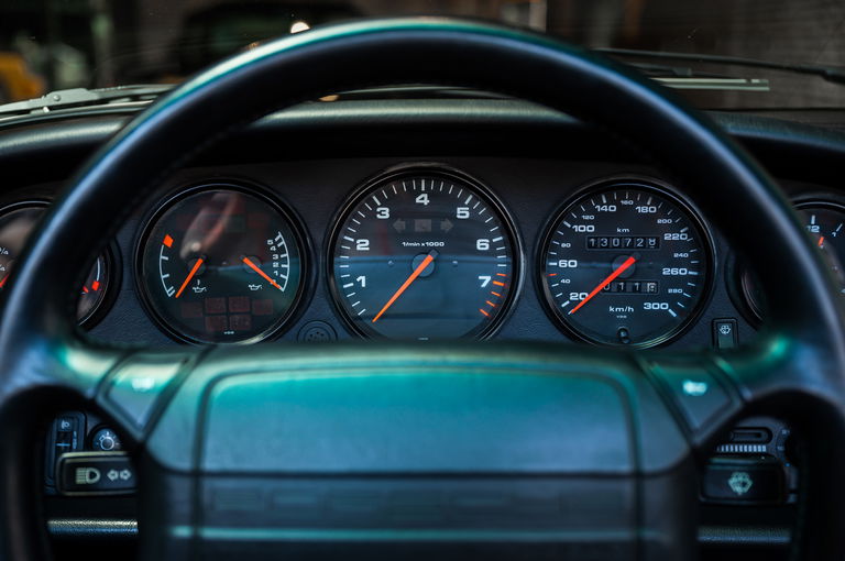 Porsche 964 Carrera 4