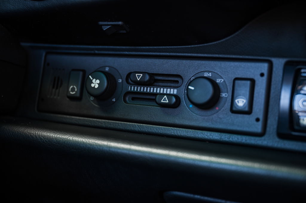 Porsche 964 Carrera 4