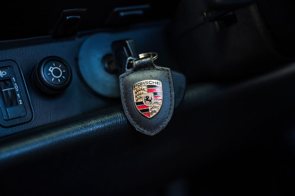 Porsche 964 Carrera 4