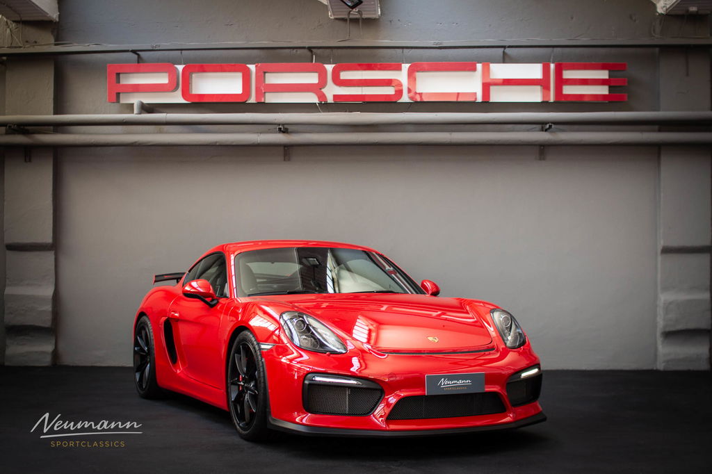 Porsche 981 Cayman GT4