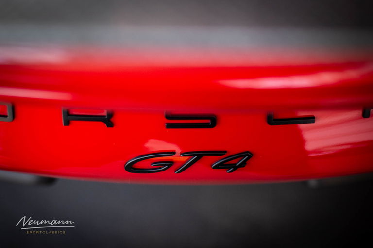 Porsche 981 Cayman GT4