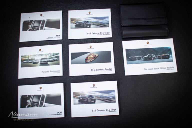 Porsche 991 Carrera 4 Black Edition