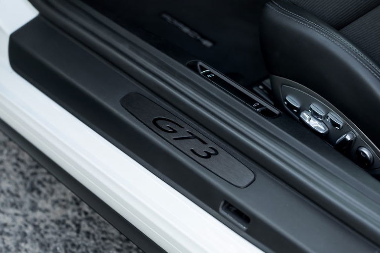 Porsche 991 GT3 Touring