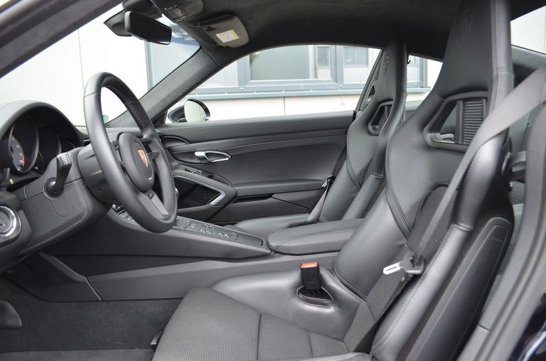 Porsche 991 GT3 Touring