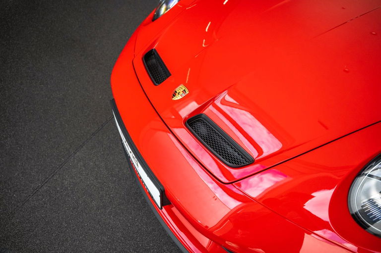 Porsche 992 GT3 Touring