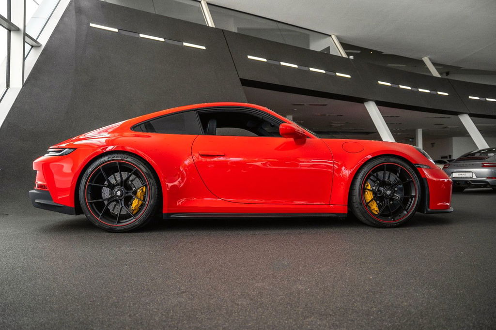 Porsche 992 GT3 Touring