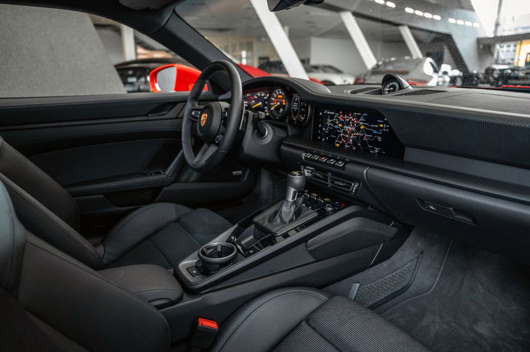 Porsche 992 GT3 Touring