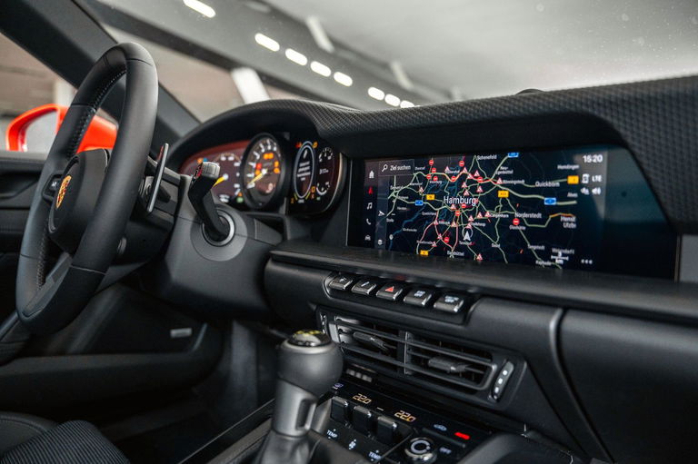 Porsche 992 GT3 Touring