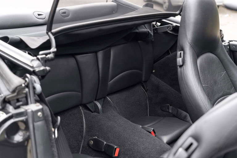 Porsche 993 Carrera 4