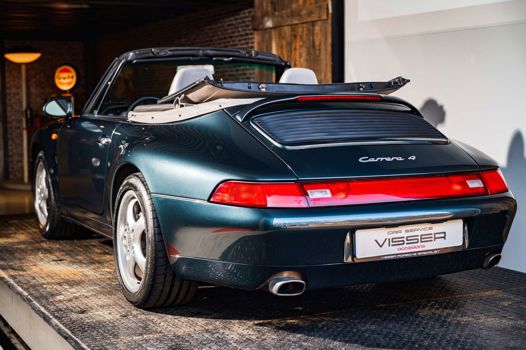 Porsche 993 Carrera 4