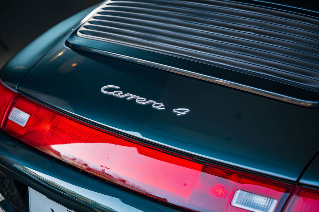 Porsche 993 Carrera 4