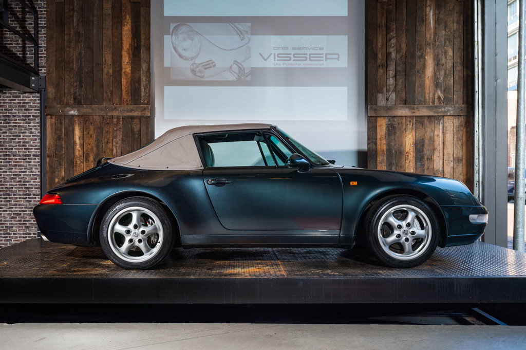 Porsche 993 Carrera 4