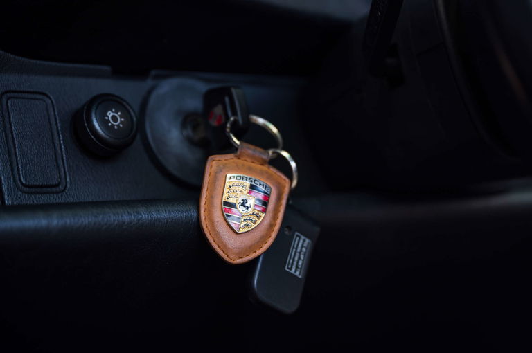 Porsche 993 Carrera 4