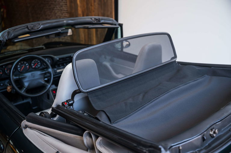 Porsche 993 Carrera 4