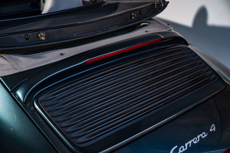 Porsche 993 Carrera 4