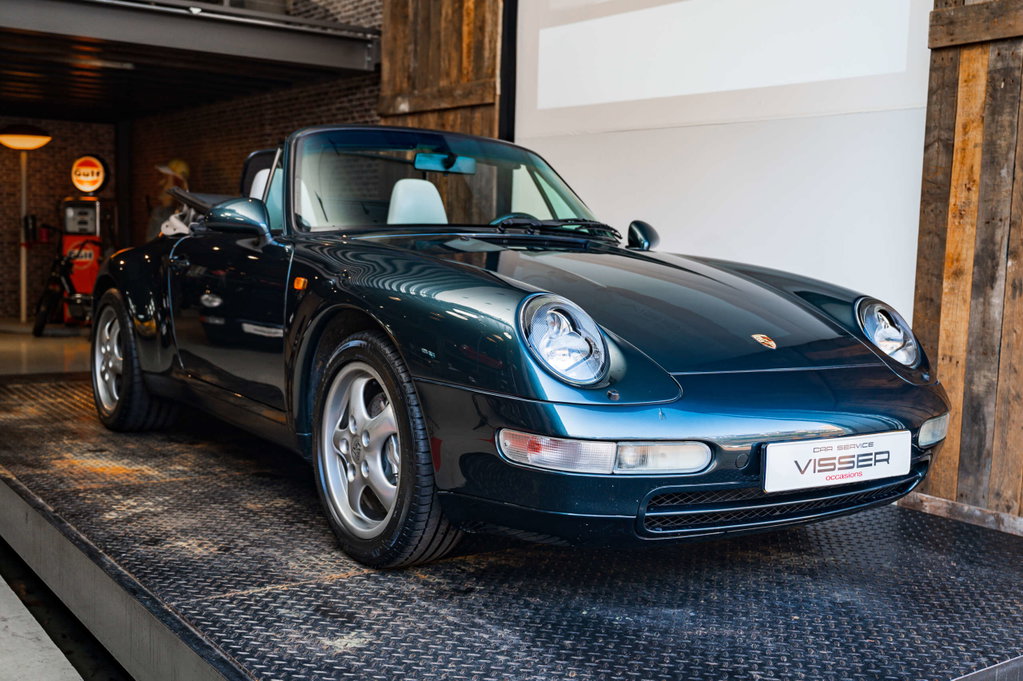 Porsche 993 Carrera 4