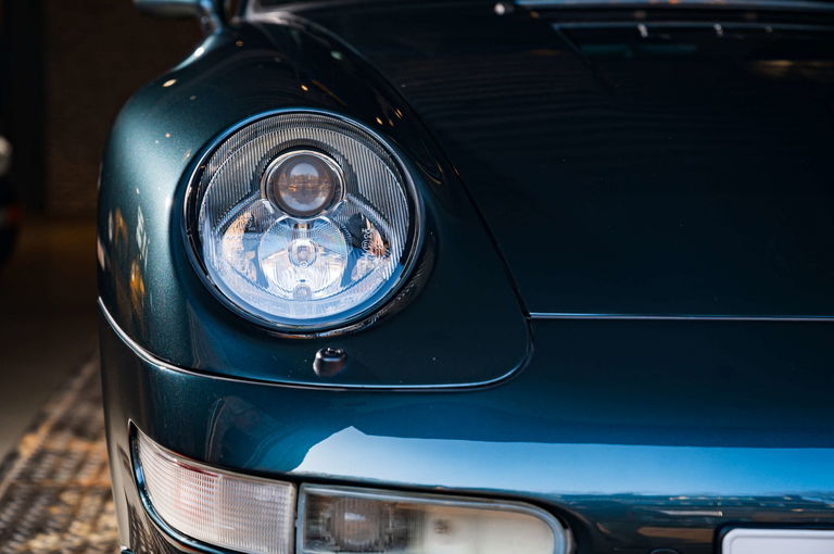 Porsche 993 Carrera 4