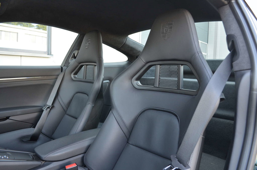Porsche 991 GT3 Touring