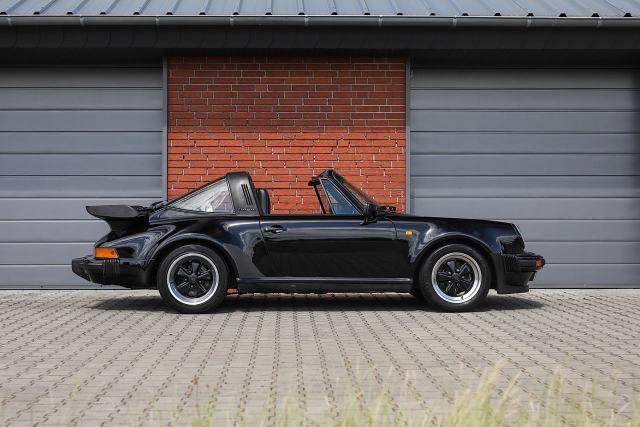 Porsche 911 Turbo 3.3