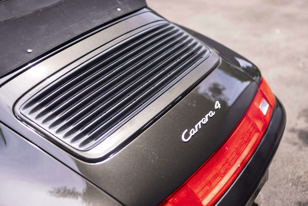 Porsche 993 Carrera 4