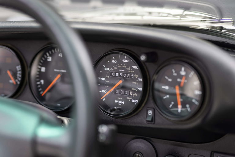 Porsche 993 Carrera 4