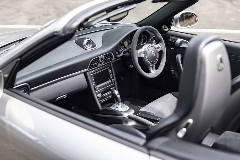 Porsche 997.2 Carrera GTS