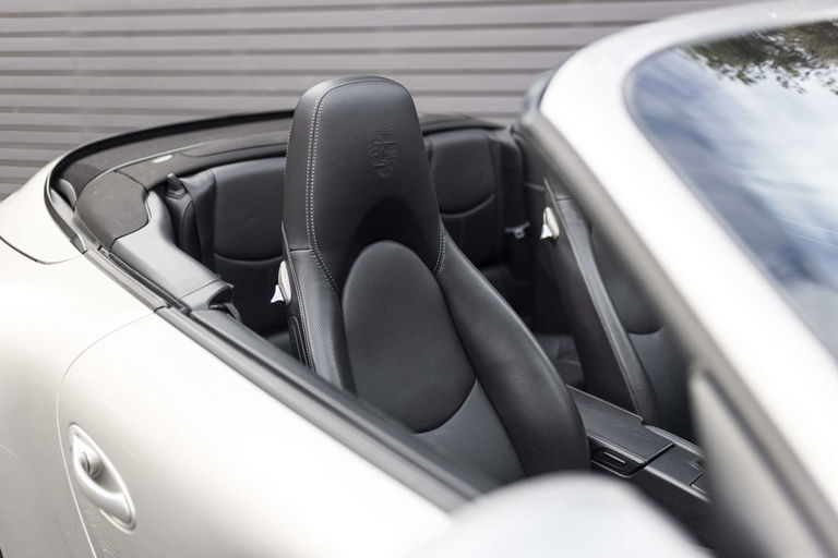 Porsche 997.2 Carrera GTS