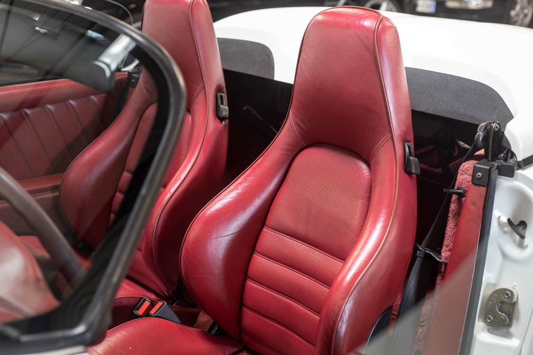 Porsche 911 Carrera 3.2 Speedster