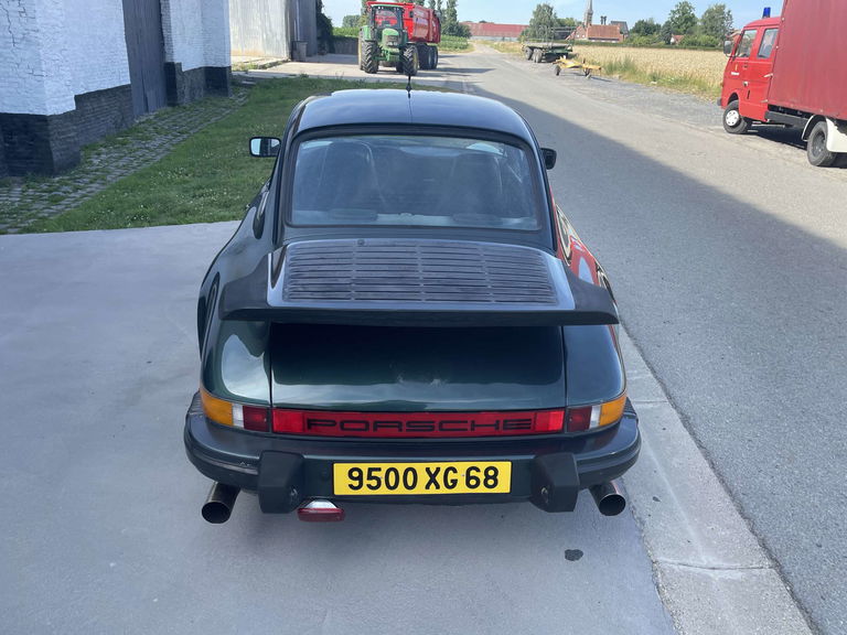 Porsche 911 Carrera 3.2