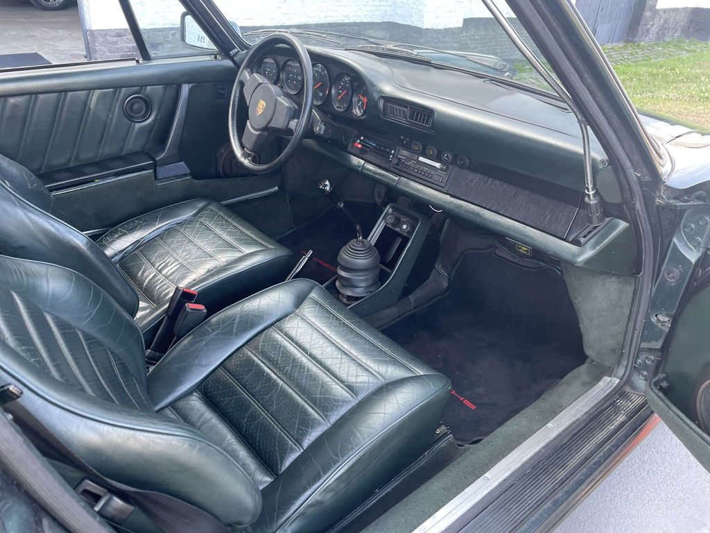 Porsche 911 Carrera 3.2